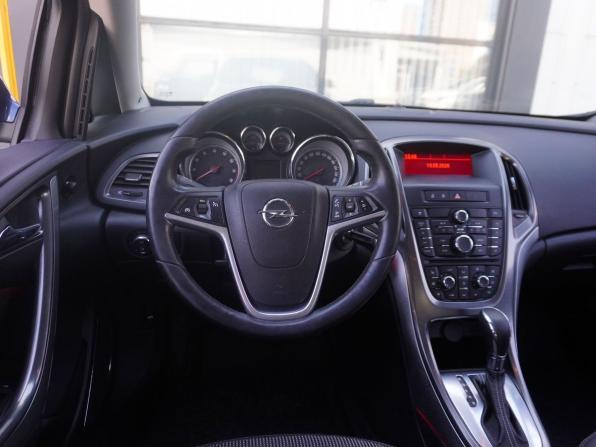 Opel Astra J с пробегом 2011 года, цена 813 000 рублей, 139719 км, универсал, Автокод Объявления