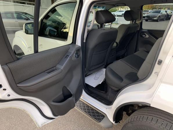Nissan Pathfinder III Рестайлинг с пробегом 2013 года, цена 1 299 000 рублей, 263674 км, внедорожник, Автокод Объявления