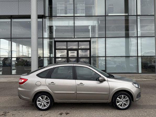 Lada (ВАЗ) Granta I Рестайлинг с пробегом 2021 года, цена 755 000 рублей, 124000 км, лифтбек, Автокод Объявления