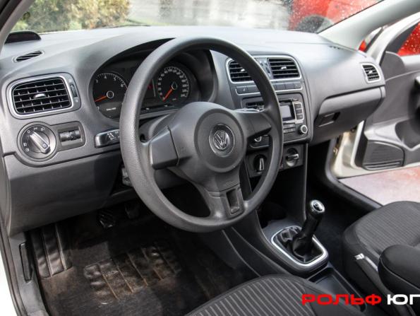Volkswagen Polo V с пробегом 2010 года, цена 568 000 рублей, 138388 км, седан, Автокод Объявления