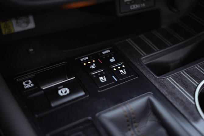 Lexus RX IV Рестайлинг с пробегом 2021 года, цена 6 400 000 рублей, 54918 км, внедорожник, Автокод Объявления