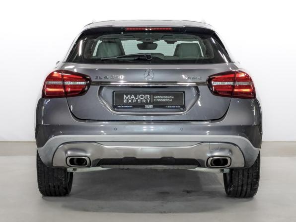 Mercedes-Benz GLA I (X156) Рестайлинг с пробегом 2018 года, цена 2 380 000 рублей, 114718 км, внедорожник, Автокод Объявления