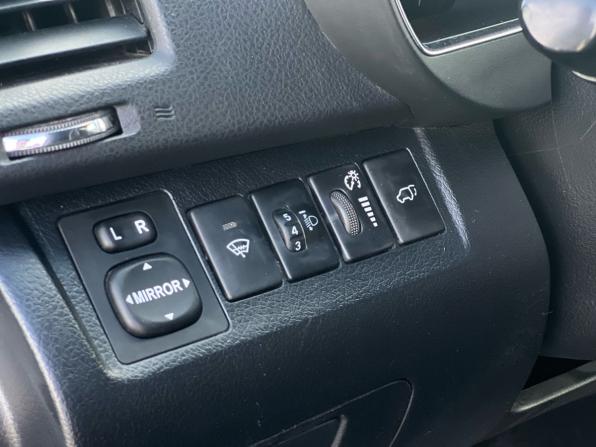 Toyota Highlander II (XU40) Рестайлинг с пробегом 2012 года, цена 1 699 000 рублей, 198000 км, внедорожник, Автокод Объявления