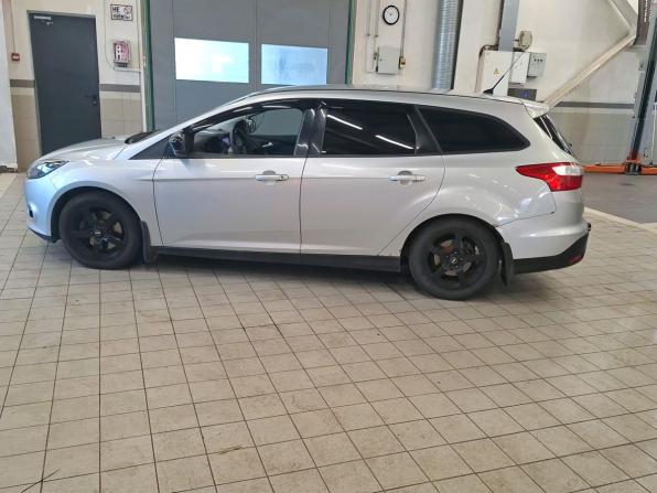 Ford Focus III с пробегом 2012 года, цена 550 000 рублей, 222353 км, универсал, Автокод Объявления