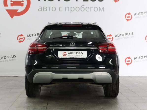 Mercedes-Benz GLA I (X156) Рестайлинг с пробегом 2018 года, цена 2 250 000 рублей, 93000 км, внедорожник, Автокод Объявления
