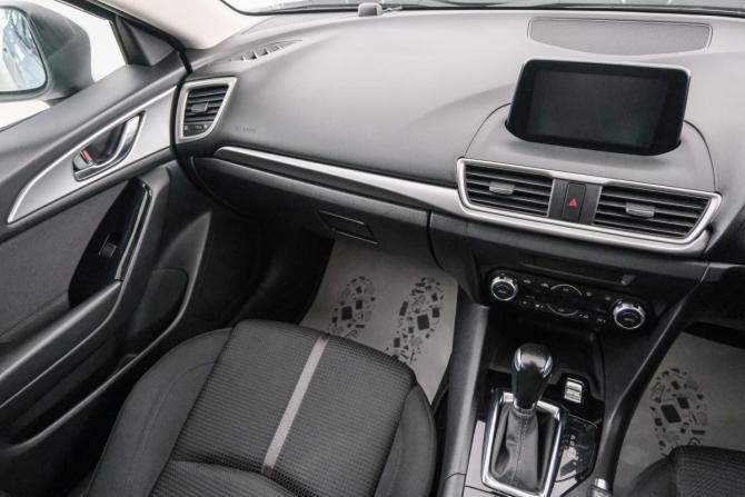 Mazda Axela III Рестайлинг с пробегом 2018 года, цена 1 549 000 рублей, 100857 км, хэтчбек, Автокод Объявления