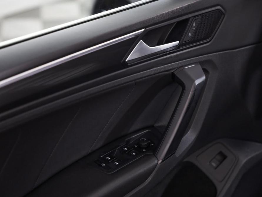 Volkswagen Tiguan II Санкт-Петербург  - изображение 20