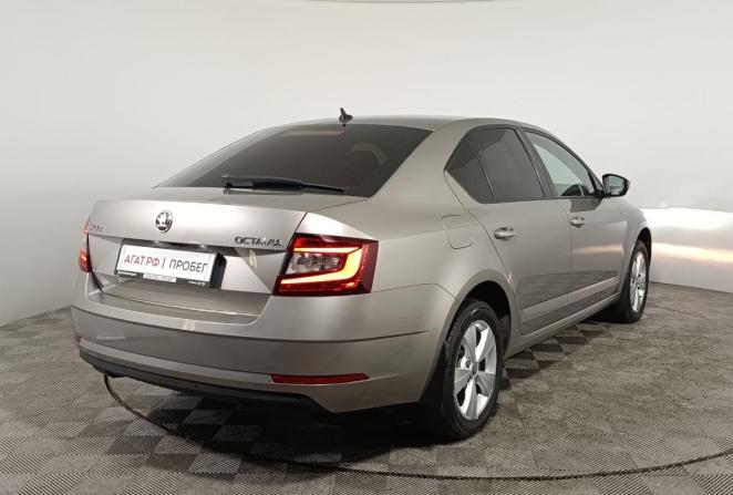 Skoda Octavia III (A7) с пробегом 2017 года, цена 1 600 000 рублей, 108913 км, лифтбек, Автокод Объявления
