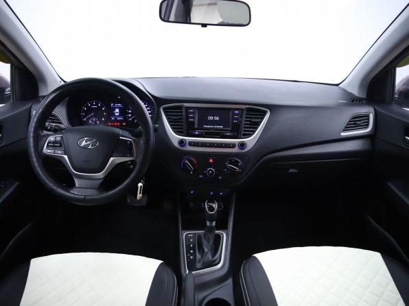 Hyundai Solaris II с пробегом 2018 года, цена 1 290 000 рублей, 126631 км, седан, Автокод Объявления