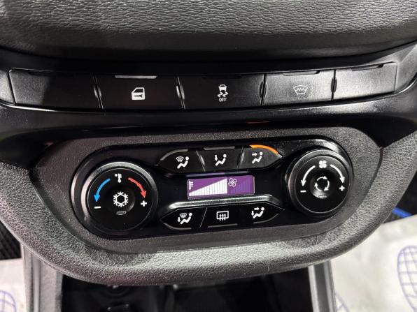 Lada (ВАЗ) Vesta I с пробегом 2020 года, цена 950 000 рублей, 136900 км, седан, Автокод Объявления