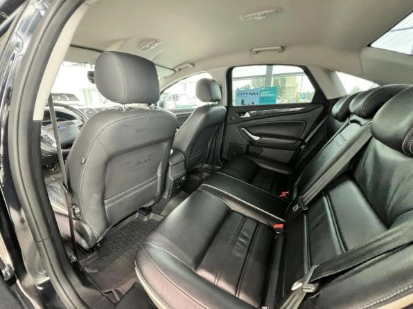 Ford Mondeo IV Рестайлинг с пробегом 2013 года, цена 995 000 рублей, 187922 км, седан, Автокод Объявления