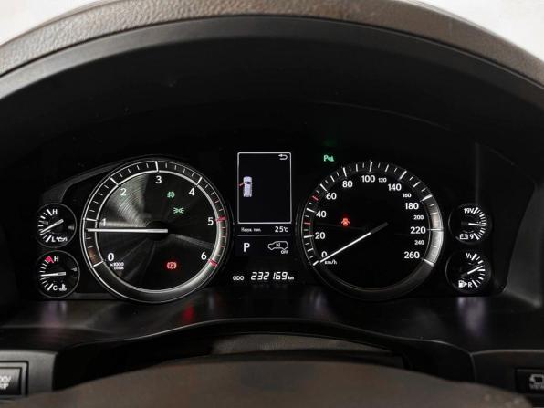 Lexus LX III Рестайлинг 2 с пробегом 2016 года, цена 5 264 900 рублей, 232057 км, внедорожник, Автокод Объявления