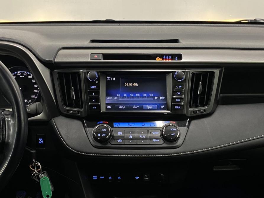 Toyota RAV4 IV (XA40) Рестайлинг Москва  - изображение 13