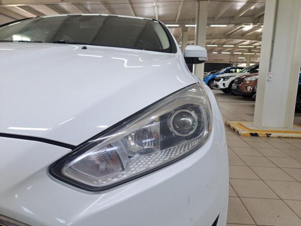 Ford Focus III Рестайлинг с пробегом 2018 года, цена 955 000 рублей, 213266 км, хэтчбек, Автокод Объявления