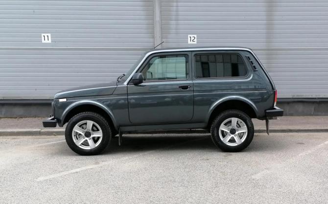Lada (ВАЗ) Niva Legend с пробегом 2025 года, цена 949 000 рублей, 8973 км, внедорожник, Автокод Объявления