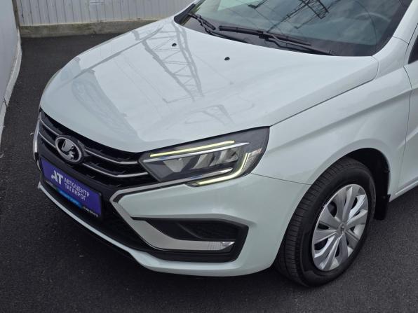 Lada (ВАЗ) Vesta I Рестайлинг (NG) с пробегом 2024 года, цена 1 399 000 рублей, 39993 км, седан, Автокод Объявления