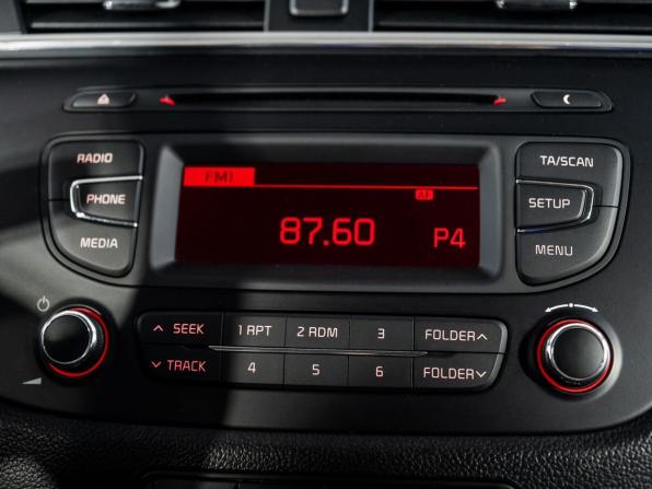 Kia Ceed II Рестайлинг с пробегом 2017 года, цена 1 349 000 рублей, 92050 км, хэтчбек, Автокод Объявления