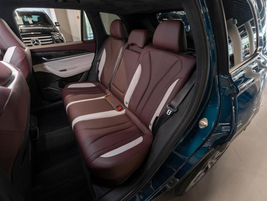 Geely Monjaro I Москва  - изображение 14