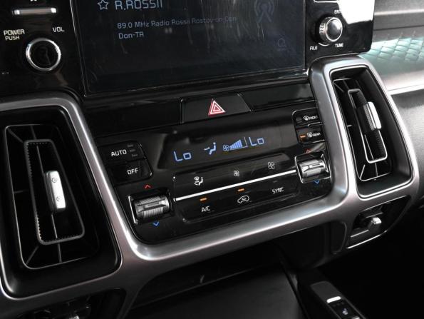 Kia Sorento IV с пробегом 2021 года, цена 3 200 000 рублей, 89826 км, внедорожник, Автокод Объявления