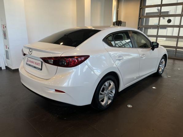 Mazda 3 III (BM) с пробегом 2013 года, цена 1 165 000 рублей, 135639 км, седан, Автокод Объявления