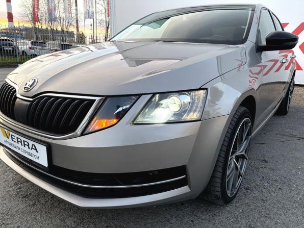 Skoda Octavia III (A7) Рестайлинг с пробегом 2018 года, цена 1 800 000 рублей, 141708 км, лифтбек, Автокод Объявления