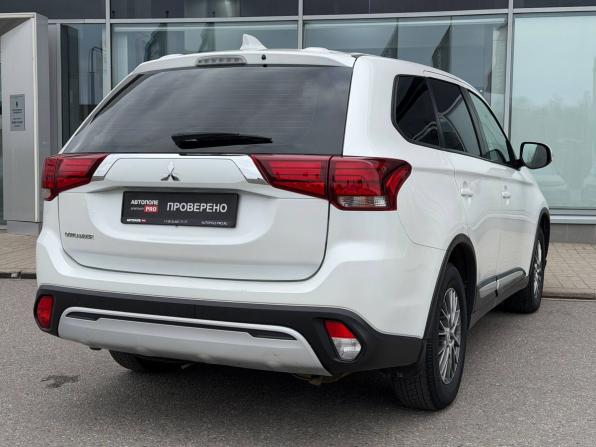 Mitsubishi Outlander III Рестайлинг 3 с пробегом 2020 года, цена 1 875 000 рублей, 139157 км, внедорожник, Автокод Объявления
