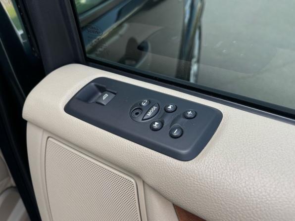 Land Rover Discovery IV с пробегом 2011 года, цена 1 850 000 рублей, 183379 км, внедорожник, Автокод Объявления