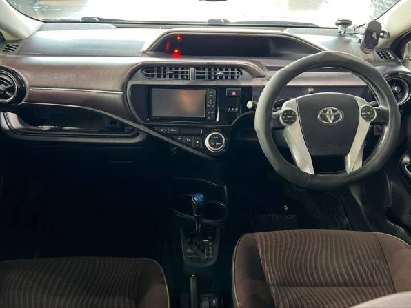 Toyota Aqua I Рестайлинг с пробегом 2014 года, цена 960 000 рублей, 161002 км, хэтчбек, Автокод Объявления