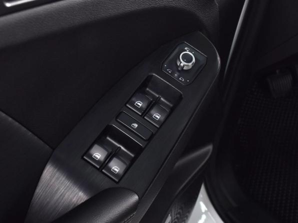 Haval Jolion I с пробегом 2023 года, цена 1 664 995 рублей, 74213 км, внедорожник, Автокод Объявления