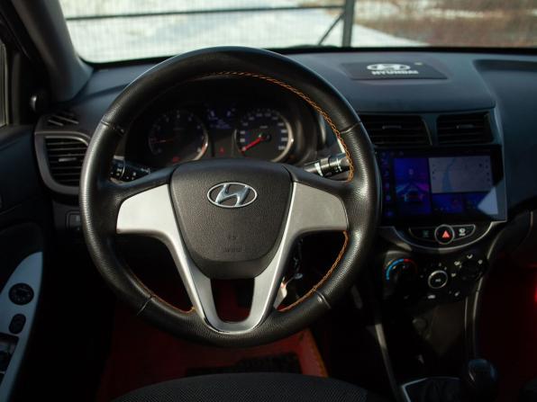 Hyundai Solaris I с пробегом 2012 года, цена 770 000 рублей, 195339 км, седан, Автокод Объявления