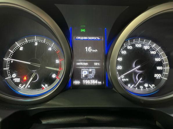 Toyota Land Cruiser Prado 150 Series Рестайлинг 1 с пробегом 2014 года, цена 3 049 000 рублей, 196500 км, внедорожник, Автокод Объявления