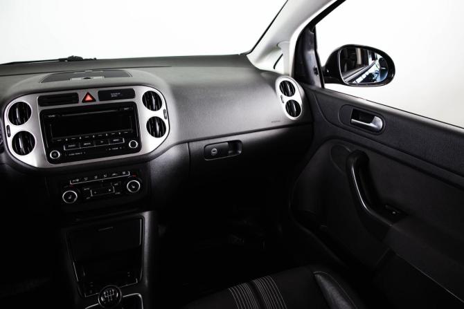 Volkswagen Golf V с пробегом 2012 года, цена 749 000 рублей, 174916 км, универсал, Автокод Объявления
