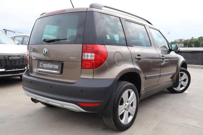 Skoda Yeti I с пробегом 2012 года, цена 899 000 рублей, 126000 км, внедорожник, Автокод Объявления
