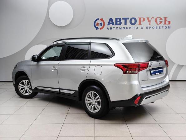 Mitsubishi Outlander III Рестайлинг 3 с пробегом 2021 года, цена 2 449 000 рублей, 92208 км, внедорожник, Автокод Объявления