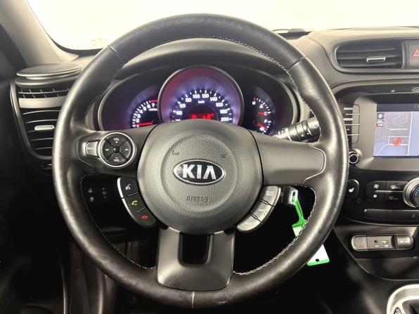 Kia Soul II Рестайлинг с пробегом 2017 года, цена 1 450 000 рублей, 125729 км, хэтчбек, Автокод Объявления