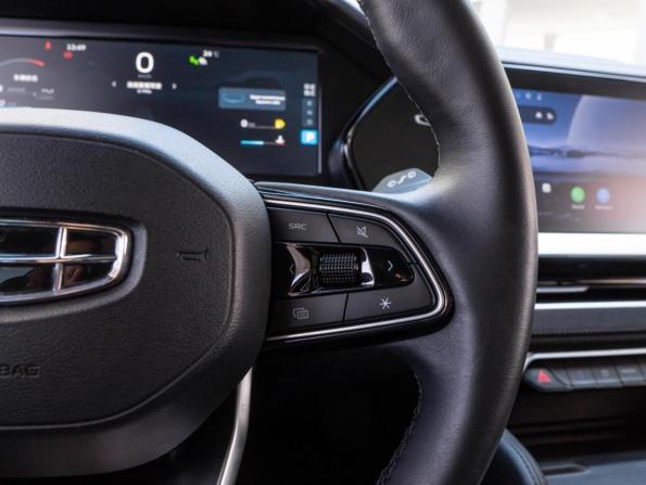 Geely Monjaro I с пробегом 2024 года, цена 3 200 000 рублей, 66408 км, внедорожник, Автокод Объявления