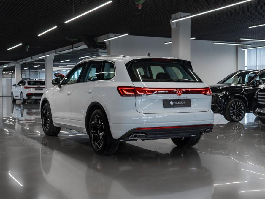 Volkswagen Touareg III Рестайлинг Москва  - изображение 4