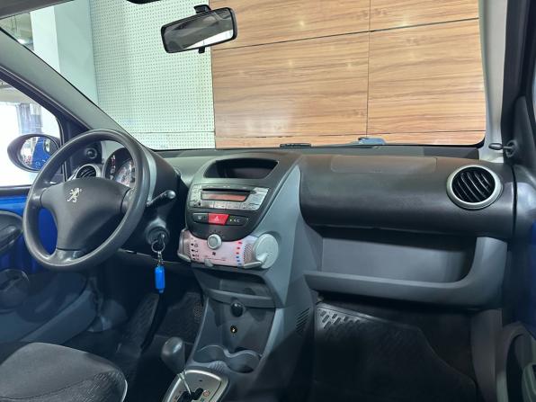 Peugeot 107 I Рестайлинг с пробегом 2010 года, цена 399 000 рублей, 157000 км, хэтчбек, Автокод Объявления