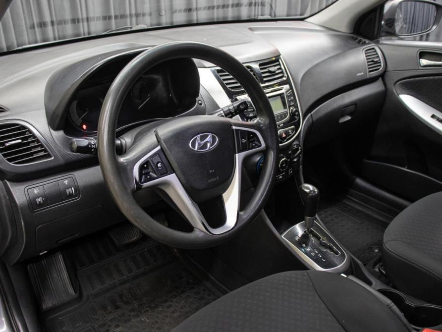 Hyundai Solaris I Москва  - изображение 16