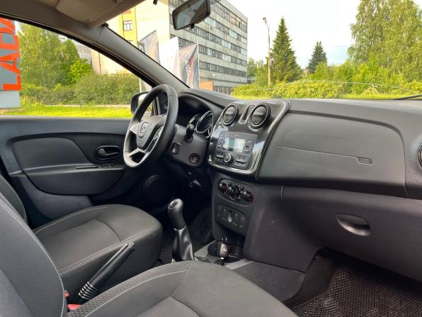 Dacia Logan II Рестайлинг с пробегом 2018 года, цена 1 100 000 рублей, 102525 км, универсал, Автокод Объявления