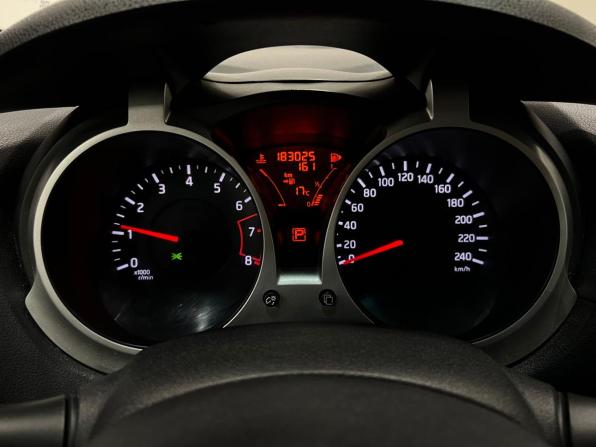 Nissan Juke I с пробегом 2012 года, цена 890 000 рублей, 183025 км, внедорожник, Автокод Объявления