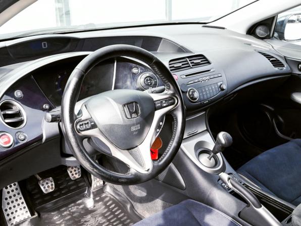 Honda Civic VIII с пробегом 2008 года, цена 589 000 рублей, 260000 км, хэтчбек, Автокод Объявления