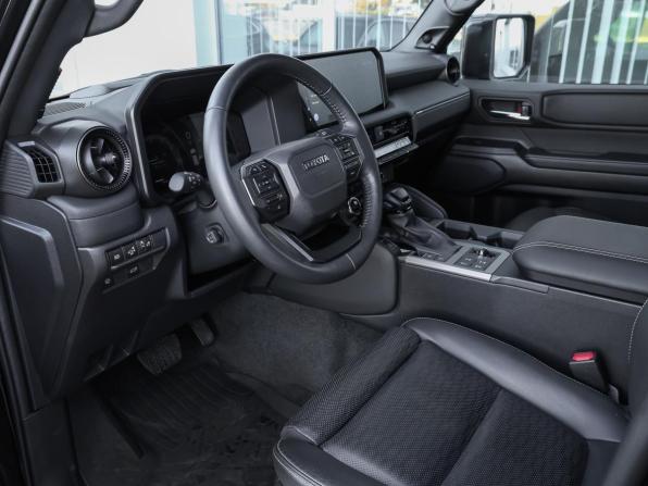 Toyota Land Cruiser Prado 250 Series с пробегом 2024 года, цена 10 000 000 рублей, 13900 км, внедорожник, Автокод Объявления