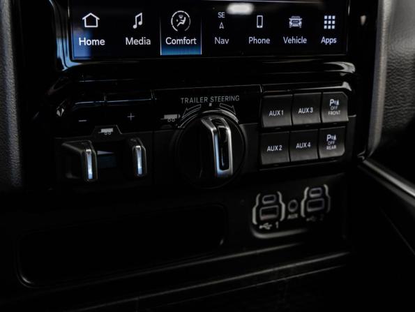 Ram 1500 V с пробегом 2021 года, цена 4 999 000 рублей, 98446 км, offers.body_type.unknown, Автокод Объявления