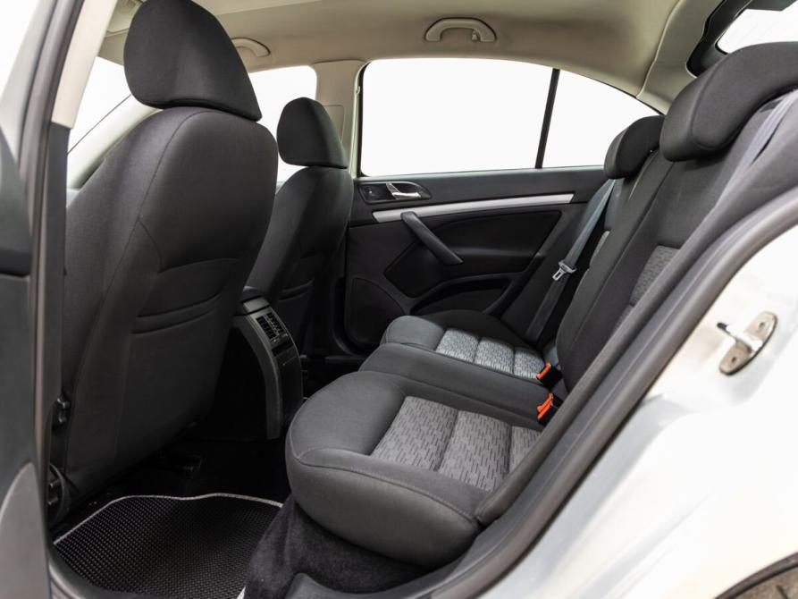 Skoda Octavia II (A5) Рестайлинг Волгоград  - изображение 32