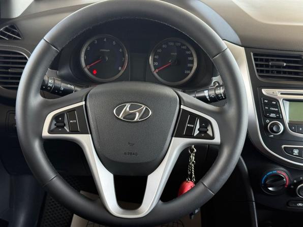 Hyundai Solaris I с пробегом 2013 года, цена 793 000 рублей, 158813 км, седан, Автокод Объявления
