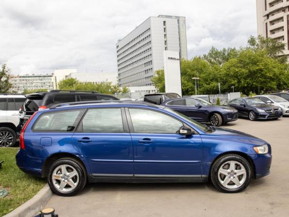 Volvo V50 I Рестайлинг с пробегом 2008 года, цена 738 000 рублей, 218212 км, универсал, Автокод Объявления