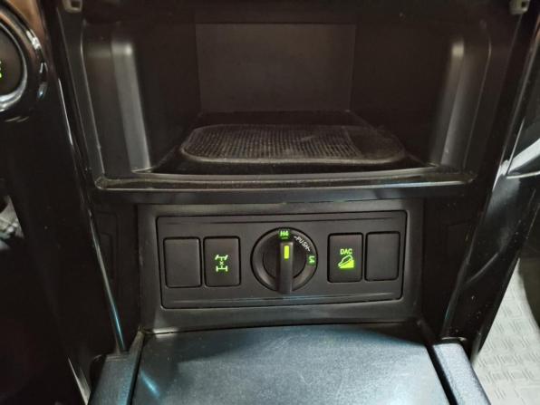 Toyota Land Cruiser Prado 150 Series Рестайлинг 1 с пробегом 2015 года, цена 3 800 000 рублей, 99929 км, внедорожник, Автокод Объявления