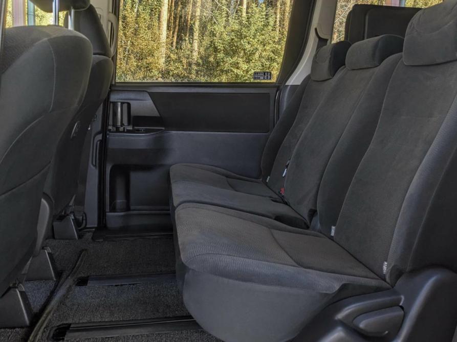 Toyota Noah II (R70) Екатеринбург  - изображение 11