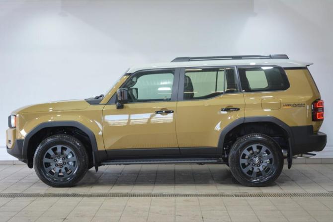 Toyota Land Cruiser Prado 250 Series с пробегом 2024 года, цена 12 380 000 рублей, 36 км, внедорожник, Автокод Объявления